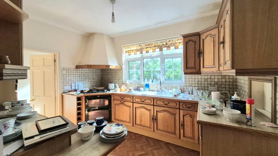 1 Hillway, Woburn Sands, Milton Keynes, Buckinghamshire MK17 8UL - image 7