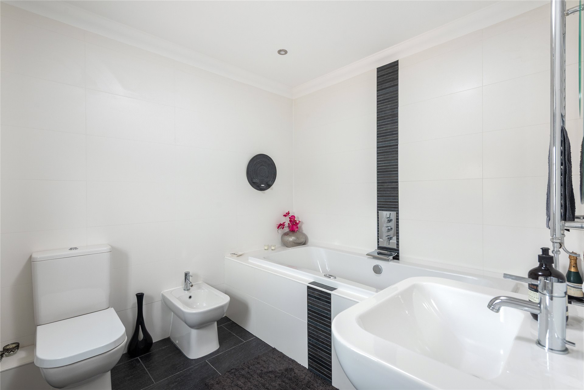 The Farm House, Main Road, Biddenham, Bedfordshire, MK40 4BE - image 19