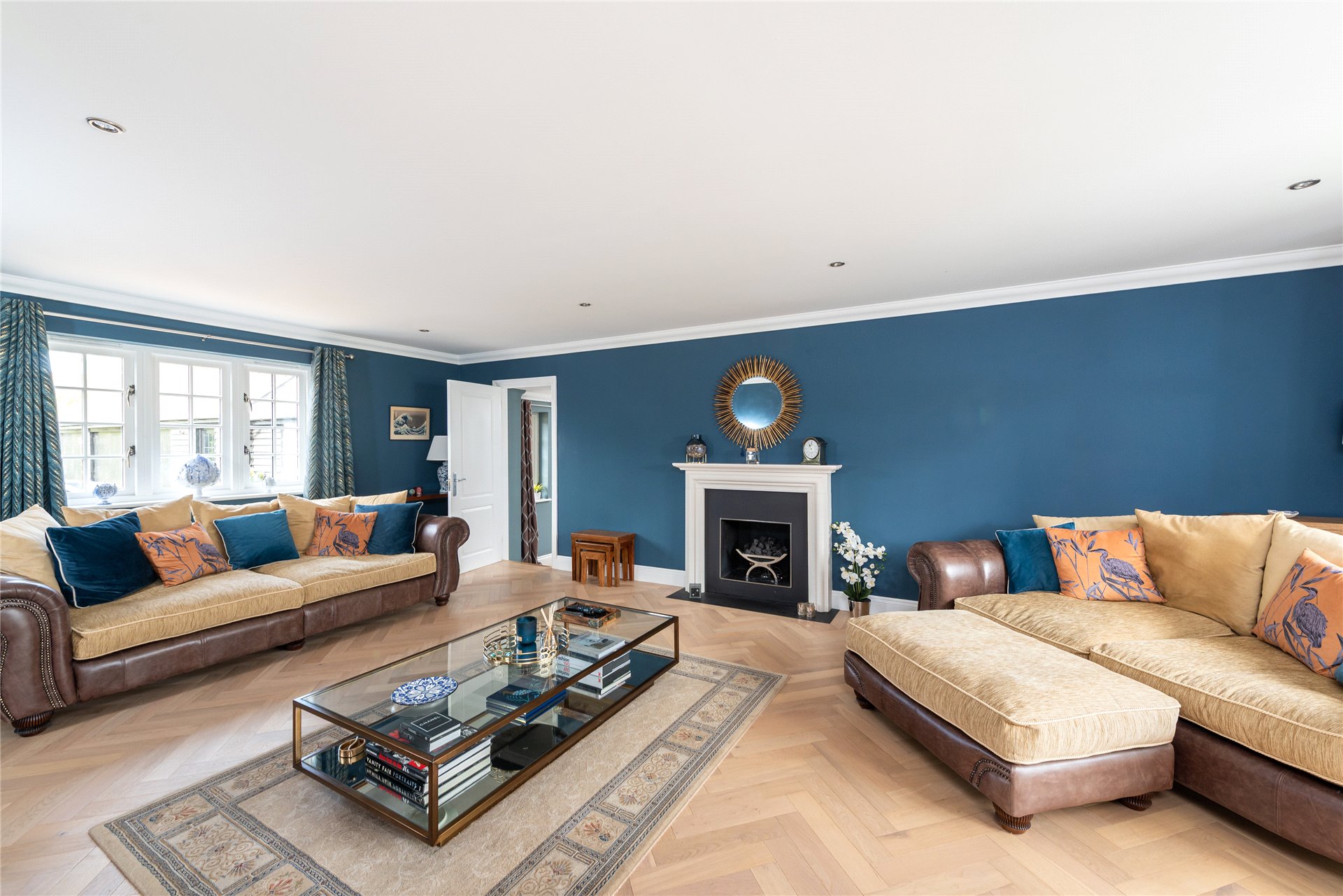 The Farm House, Main Road, Biddenham, Bedfordshire, MK40 4BE - image 2
