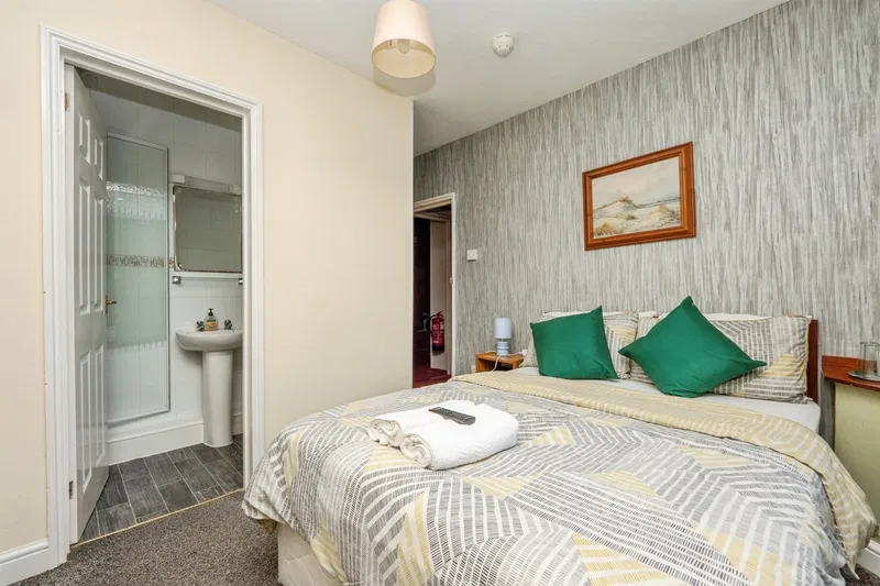Waterloo Place, Weymouth, DT4 - image 2