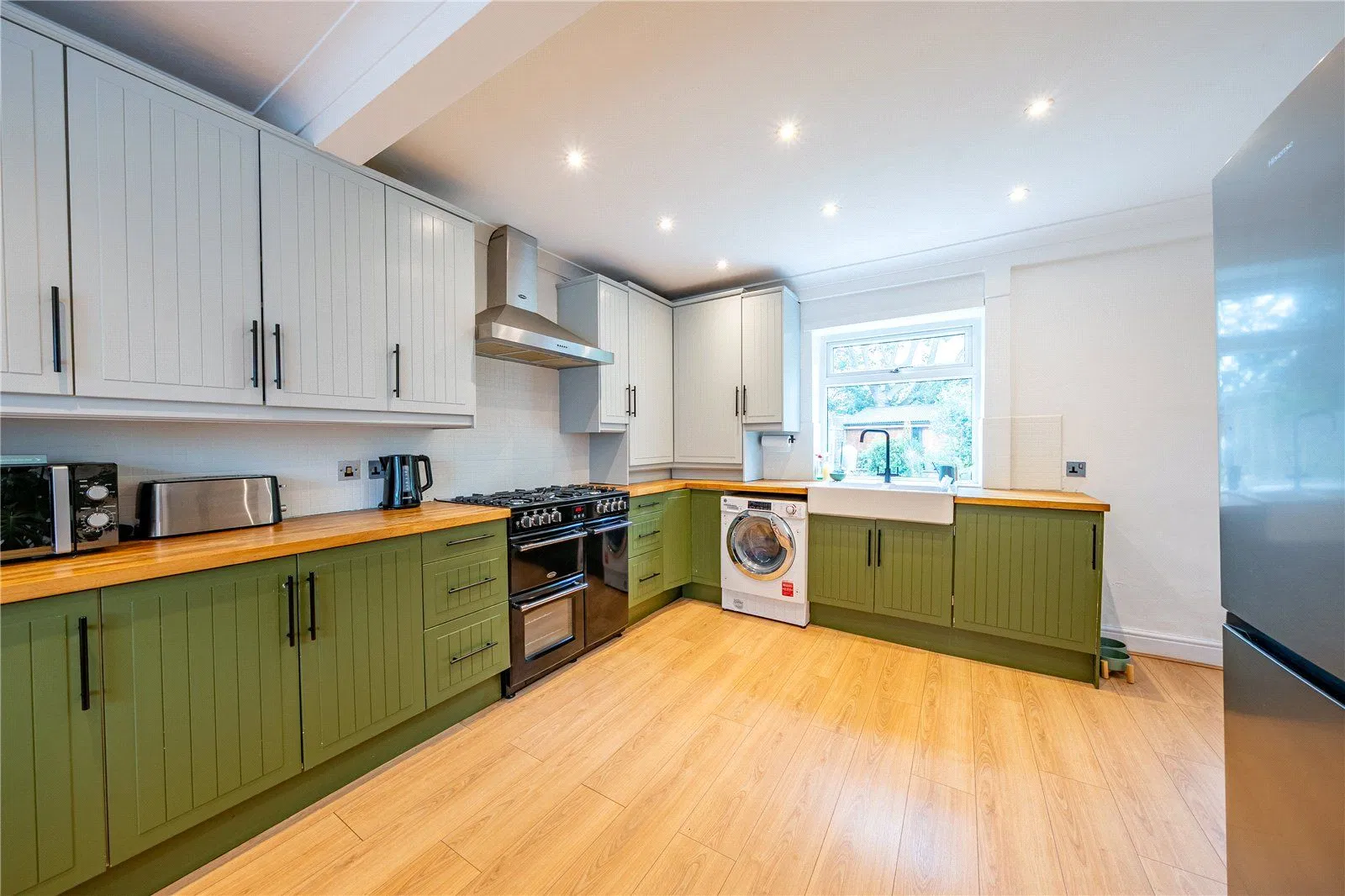 Miles Hill View, Leeds, West Yorkshire, LS7 2EJ - image 4