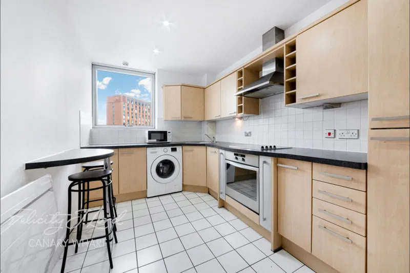 Switch House, Blackwall Way, London E14 - image 3