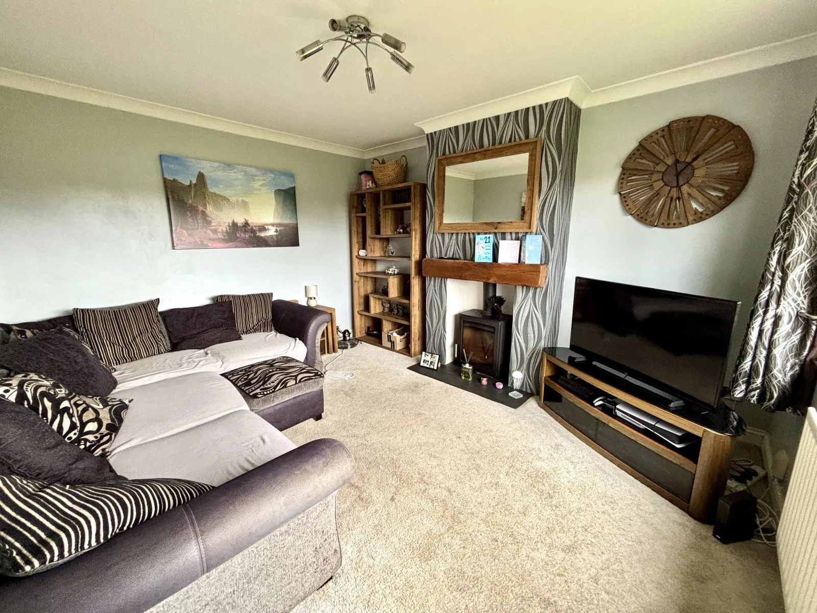 Blake Crescent, Guiseley, LS20 - image 3