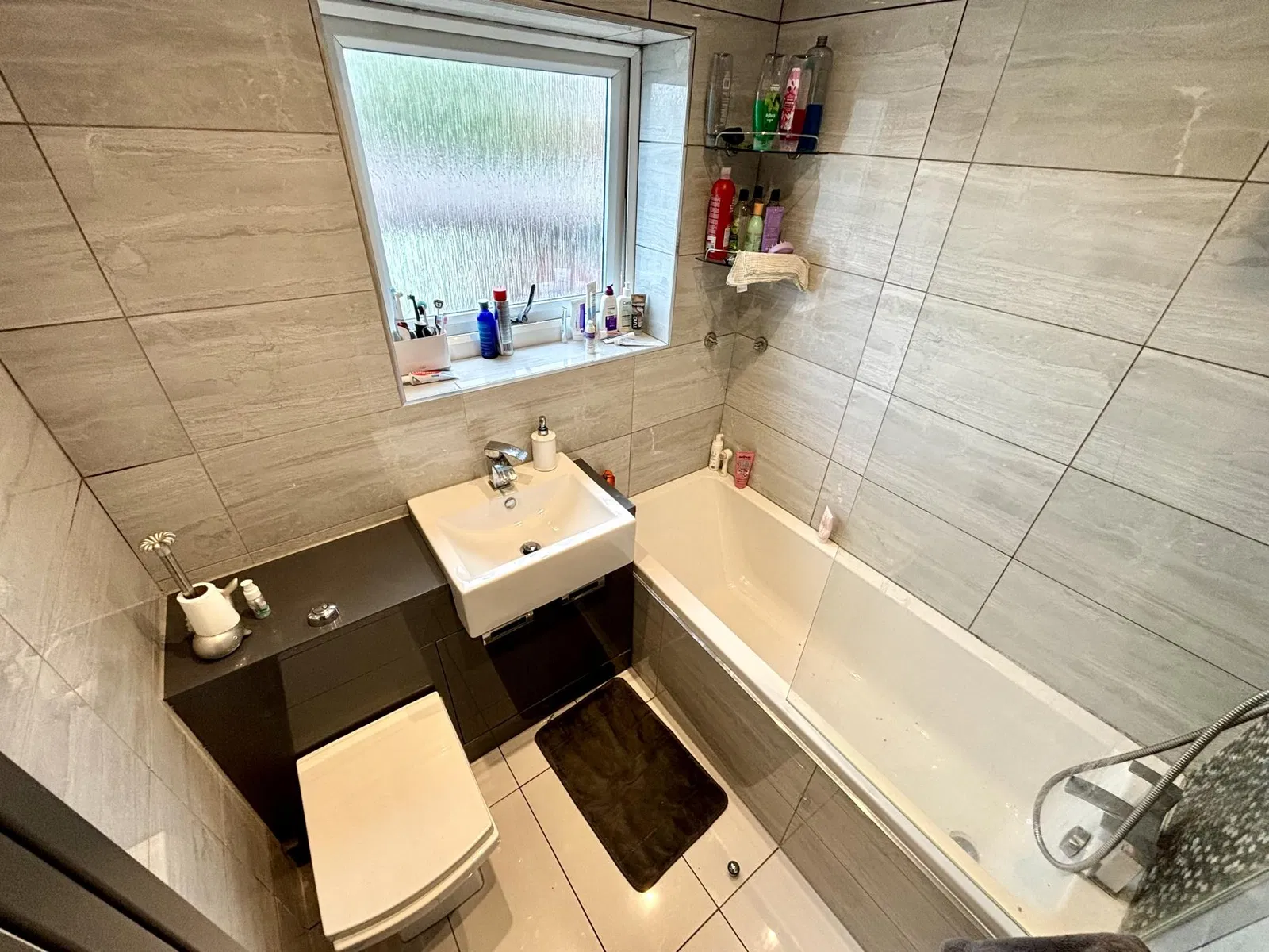 Blake Crescent, Guiseley, LS20 - image 4