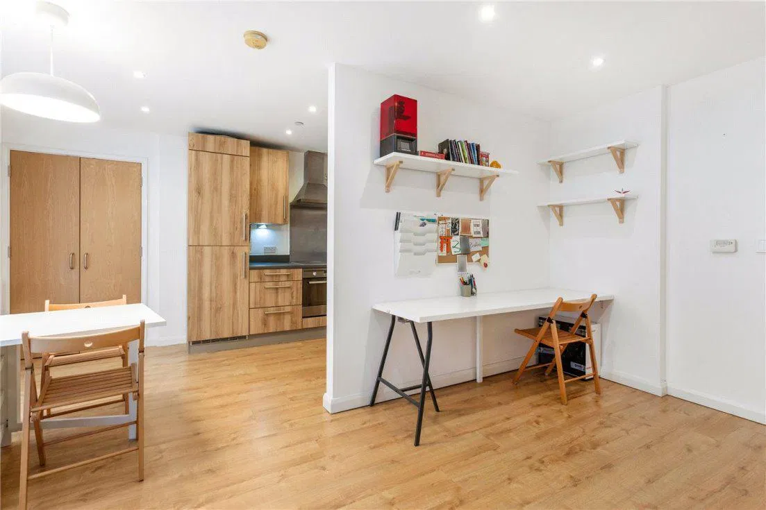 Queensland Road, London, N7 - image 1