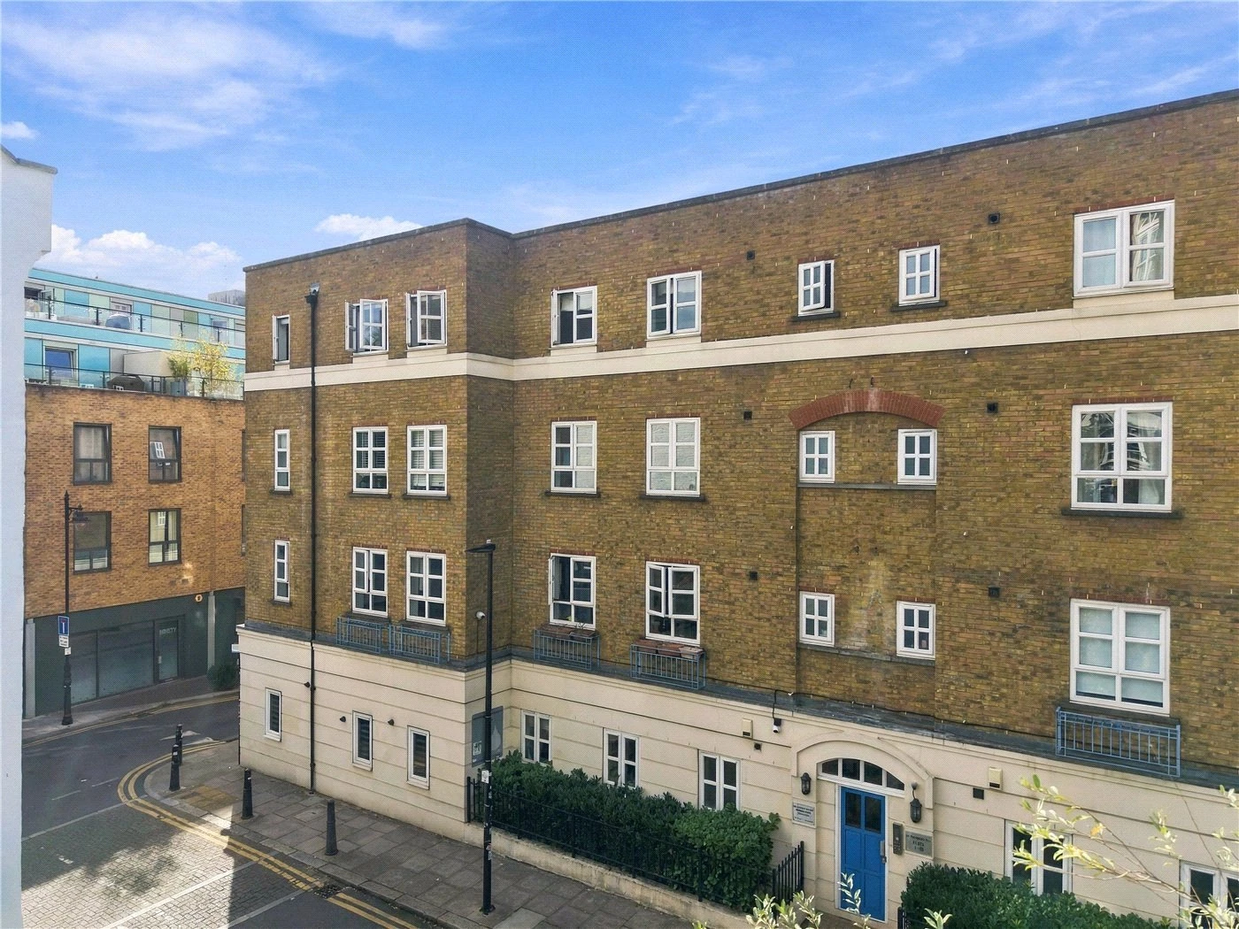 St. Matthew's Row, London, E2 - image 4