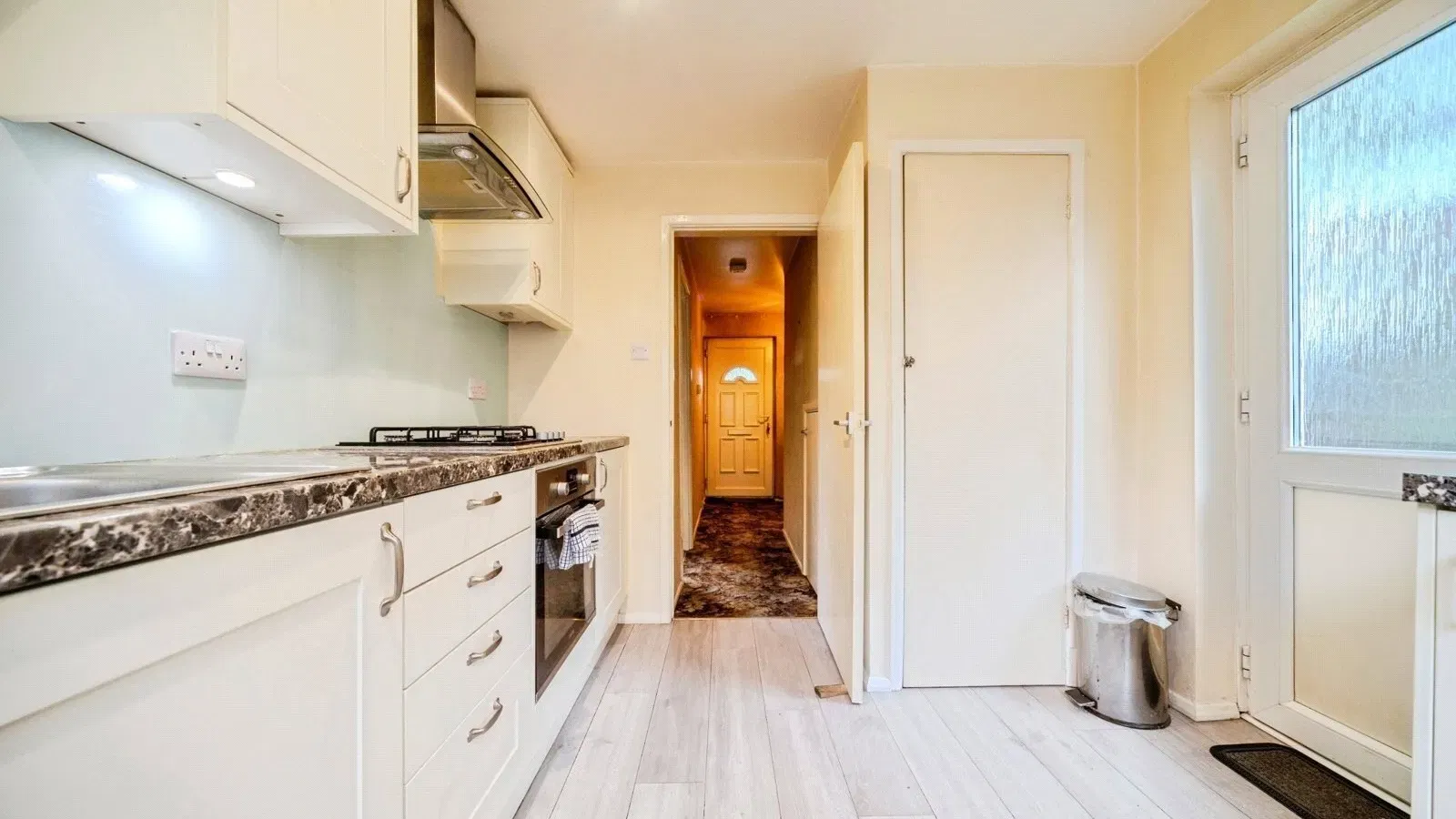 Edmunds Road, Banbury, Oxfordshire, OX16 - image 3