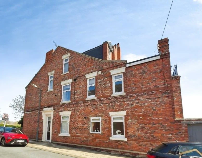 43 Readhead Avenue, South Shields, Tyne And Wear, NE33 3AP - image 1