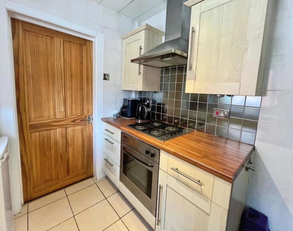 43 Readhead Avenue, South Shields, Tyne And Wear, NE33 3AP - image 5