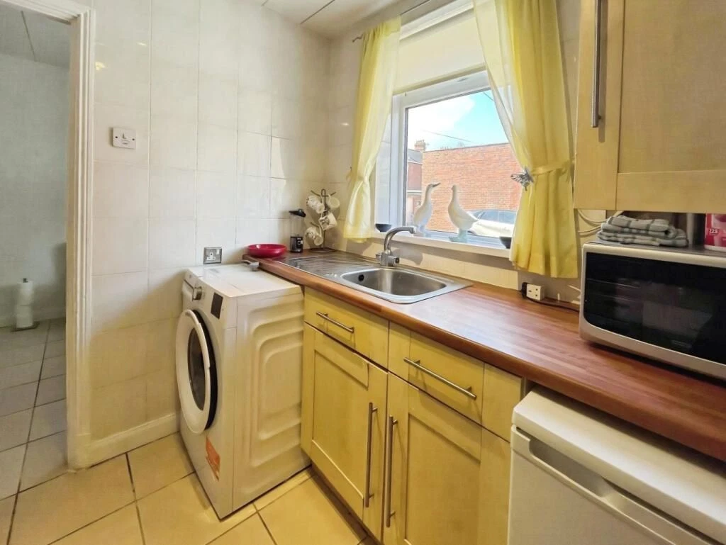 43 Readhead Avenue, South Shields, Tyne And Wear, NE33 3AP - image 6