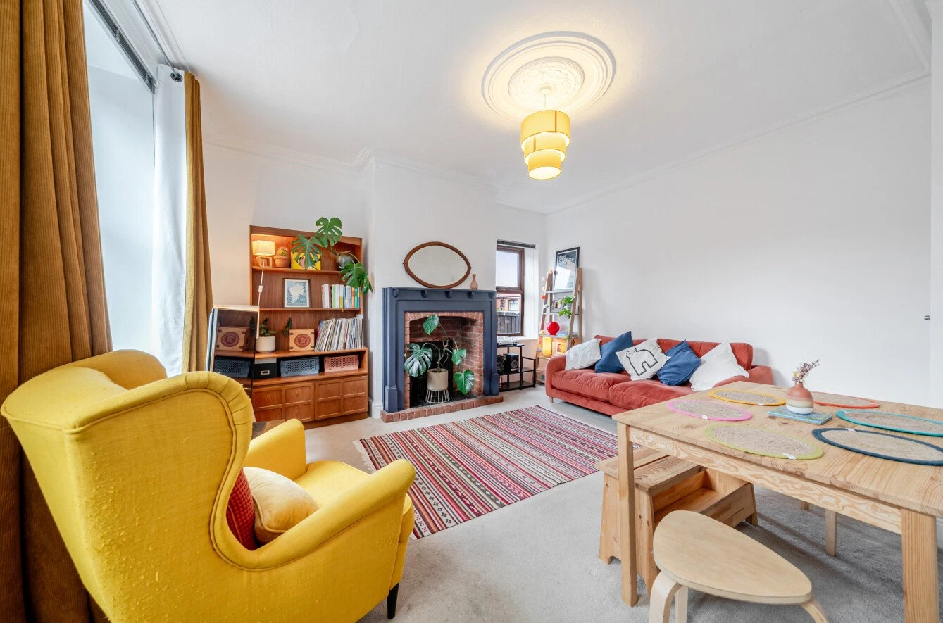 32 Pembroke Road, Pudsey, West Yorkshire, LS28 7NE - image 15