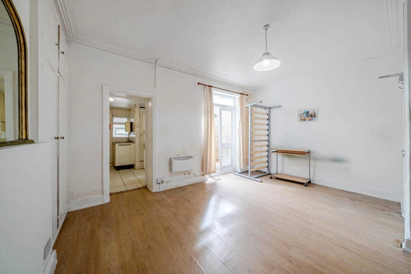 Mount Ephraim Road, Streatham, London, SW16 - image 4