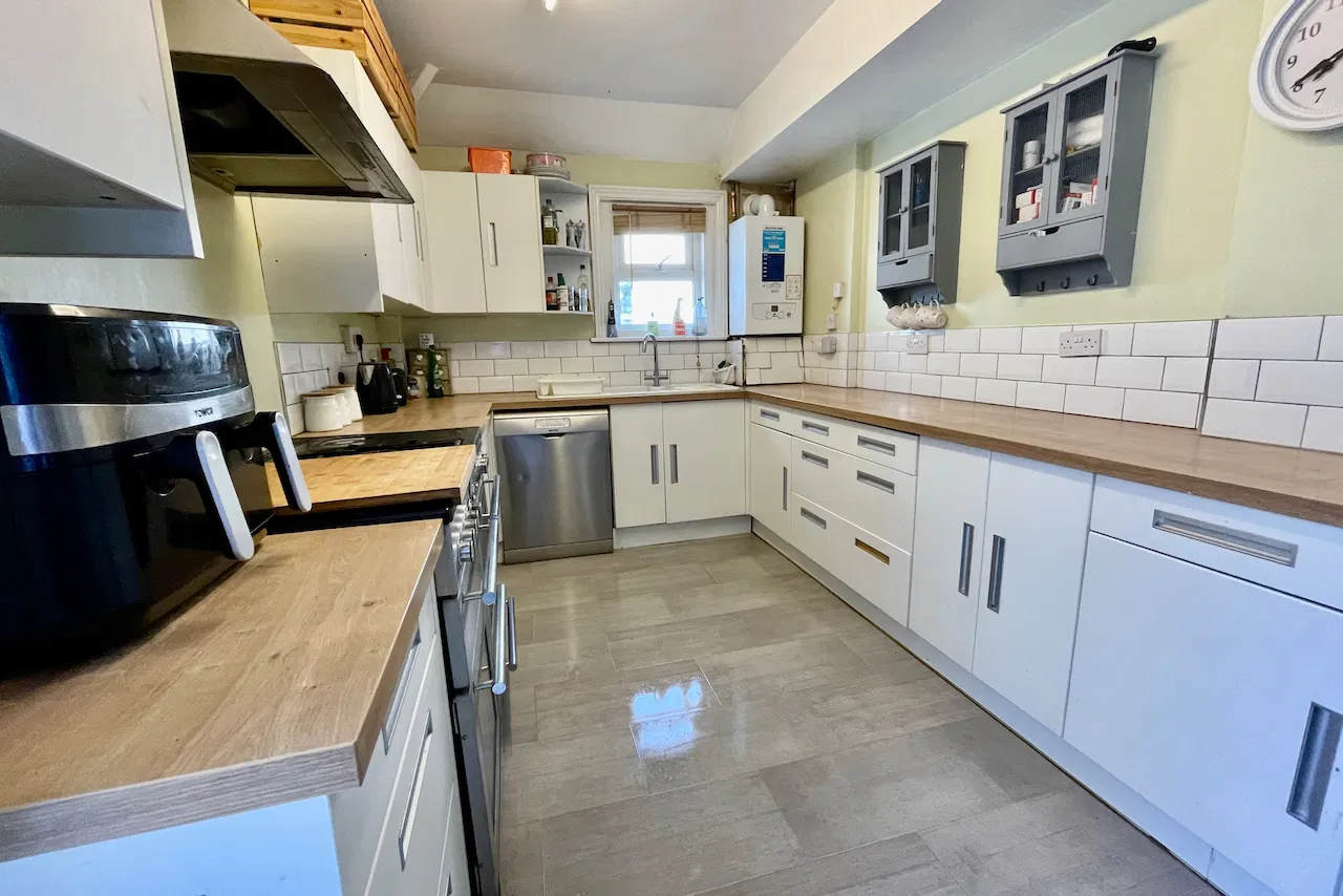 9a Institute Road, Swanage, BH19 1BT - image 4