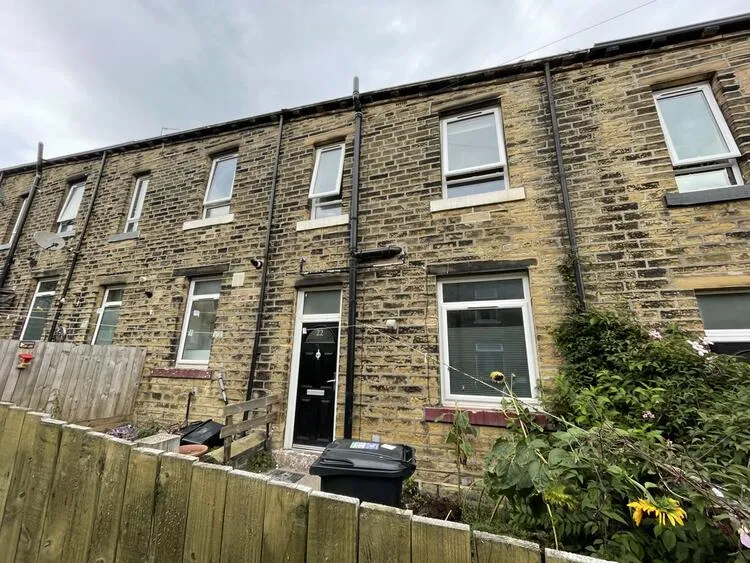 22 Union Street, Sowerby Bridge, West Yorkshire HX6 2PB - image 4