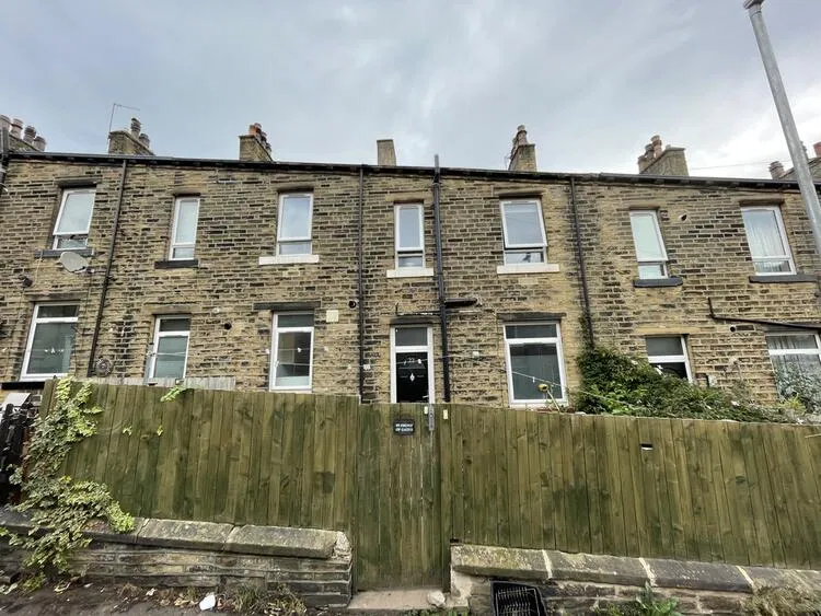 22 Union Street, Sowerby Bridge, West Yorkshire HX6 2PB - image 5