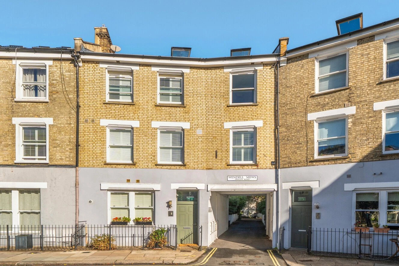 Wendell Road, London, W12 - image 1