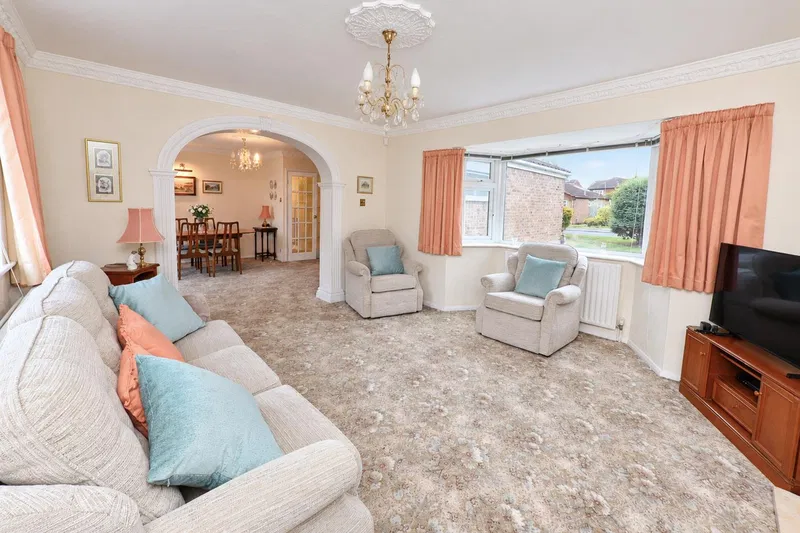 Harcourt Close, Bessacarr, Doncaster, DN4 7RN - image 2