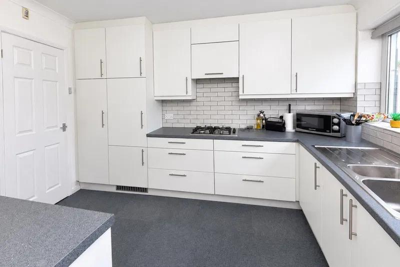 Harcourt Close, Bessacarr, Doncaster, DN4 7RN - image 3
