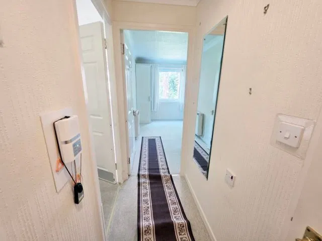 Park View Court, Queens Park West Drive, Bournemouth, Dorset, BH8 9 - image 3