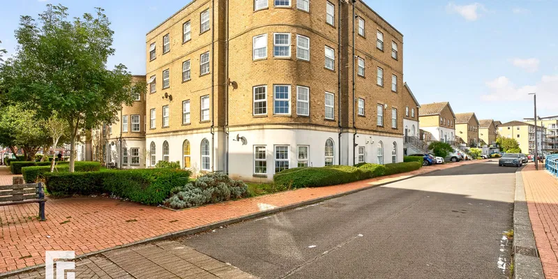John Batchelor Way, Penarth, CF64