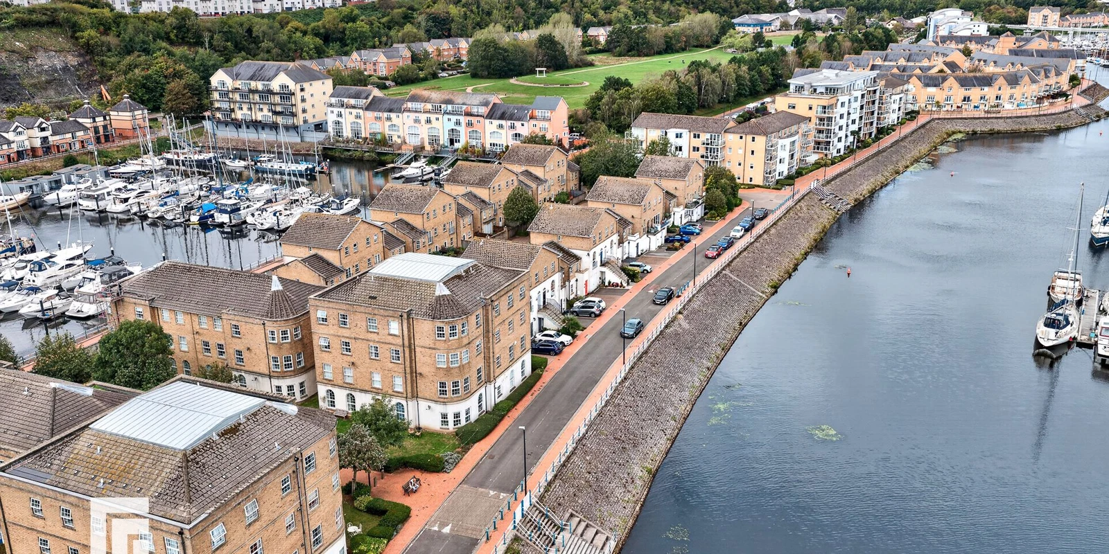 John Batchelor Way, Penarth, CF64 - image 24