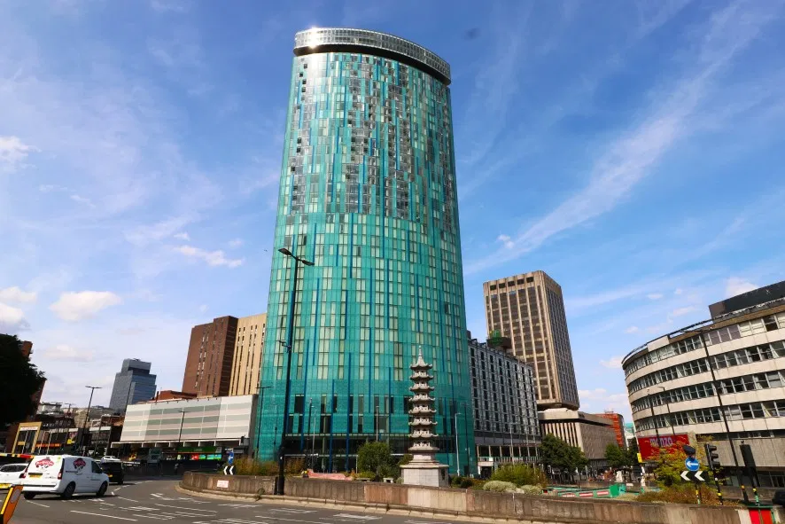 Apartment 2106, Beetham Tower, 10 Holloway Circus Queensway, Birmingham, West Midlands B1 1BA - image 1