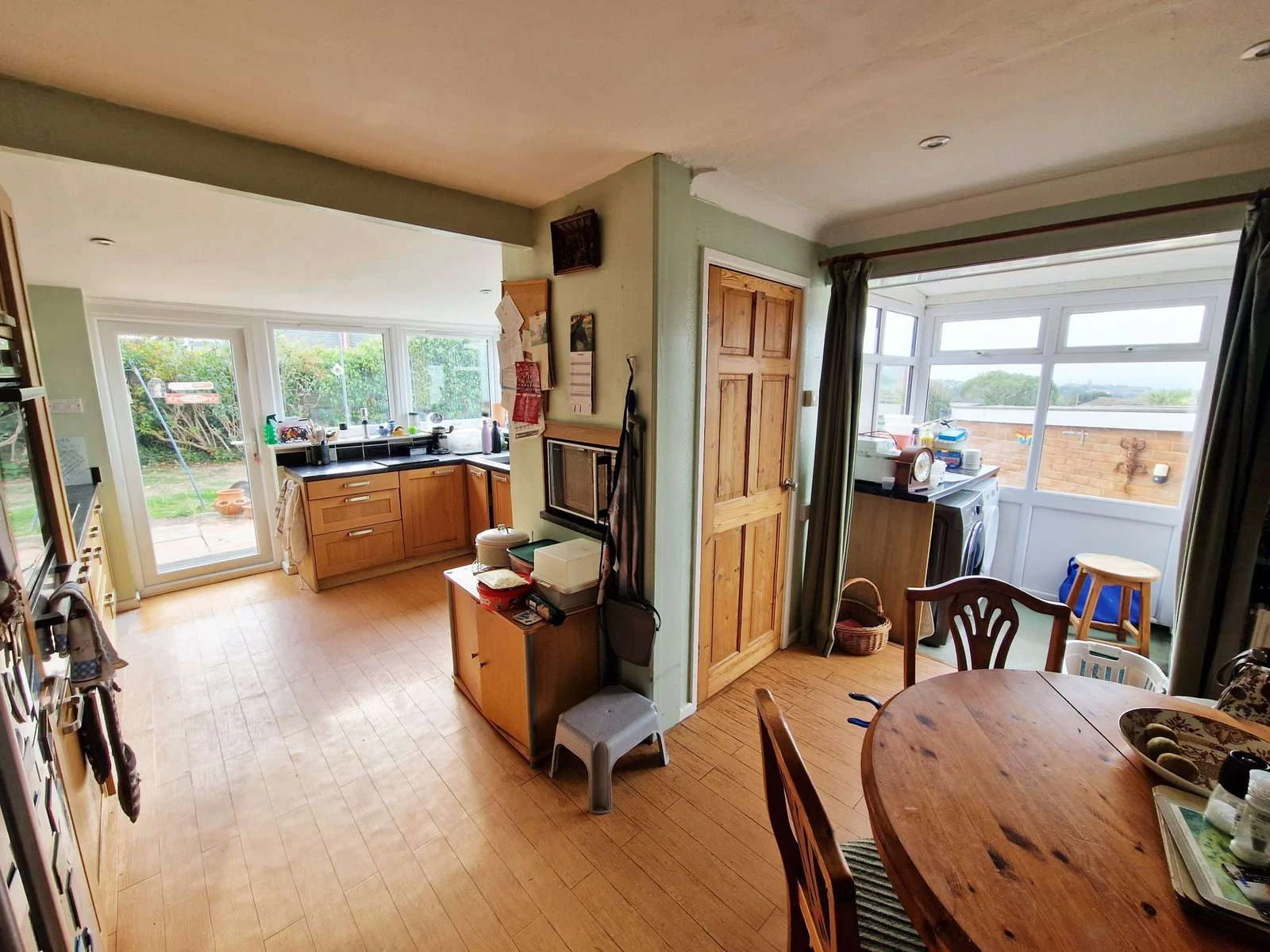 The Marles, EX8 4NS - image 2