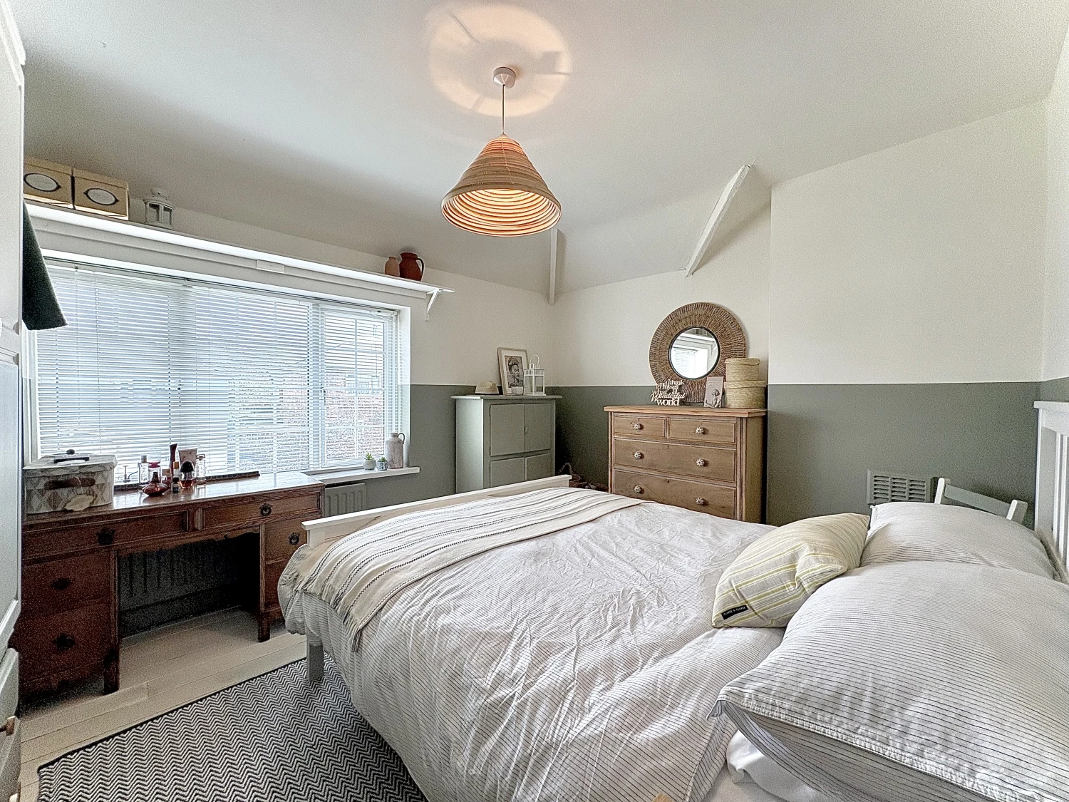 Clement Road, Bilston, WV14 - image 11