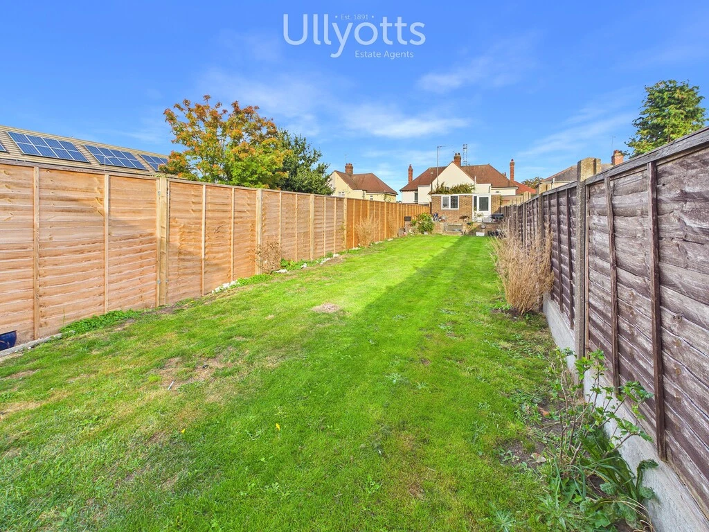 60 St Johns Walk, Bridlington, East Yorkshire, YO16 4HJ - image 2