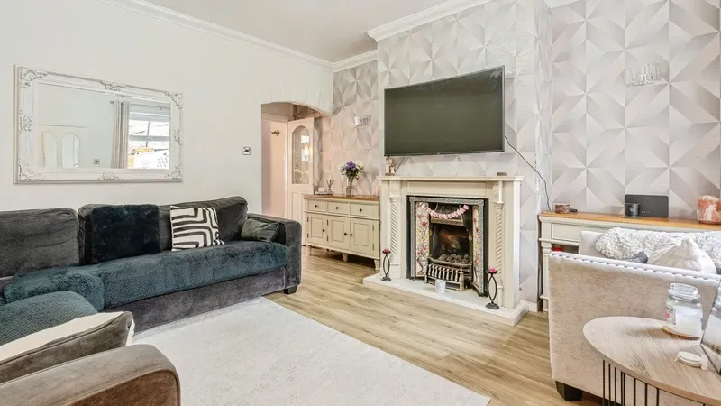 Olympia Street, Brunshaw, Burnley, Lancashire, BB10 - image 3