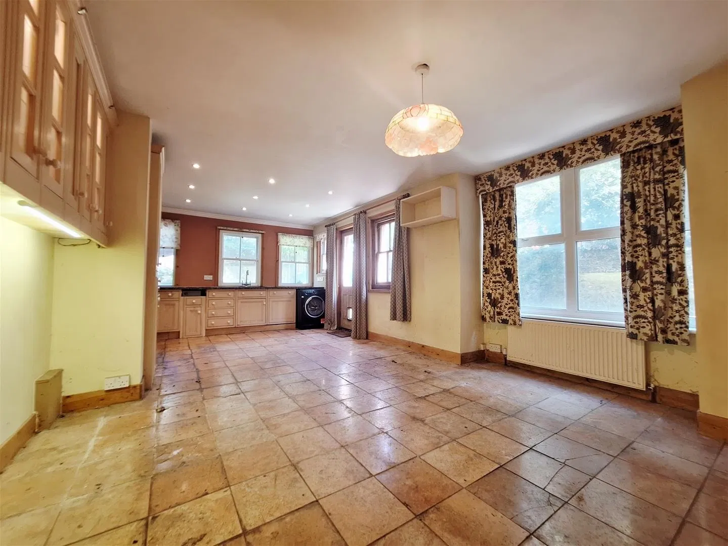 Sutton Road, Seaford - image 5