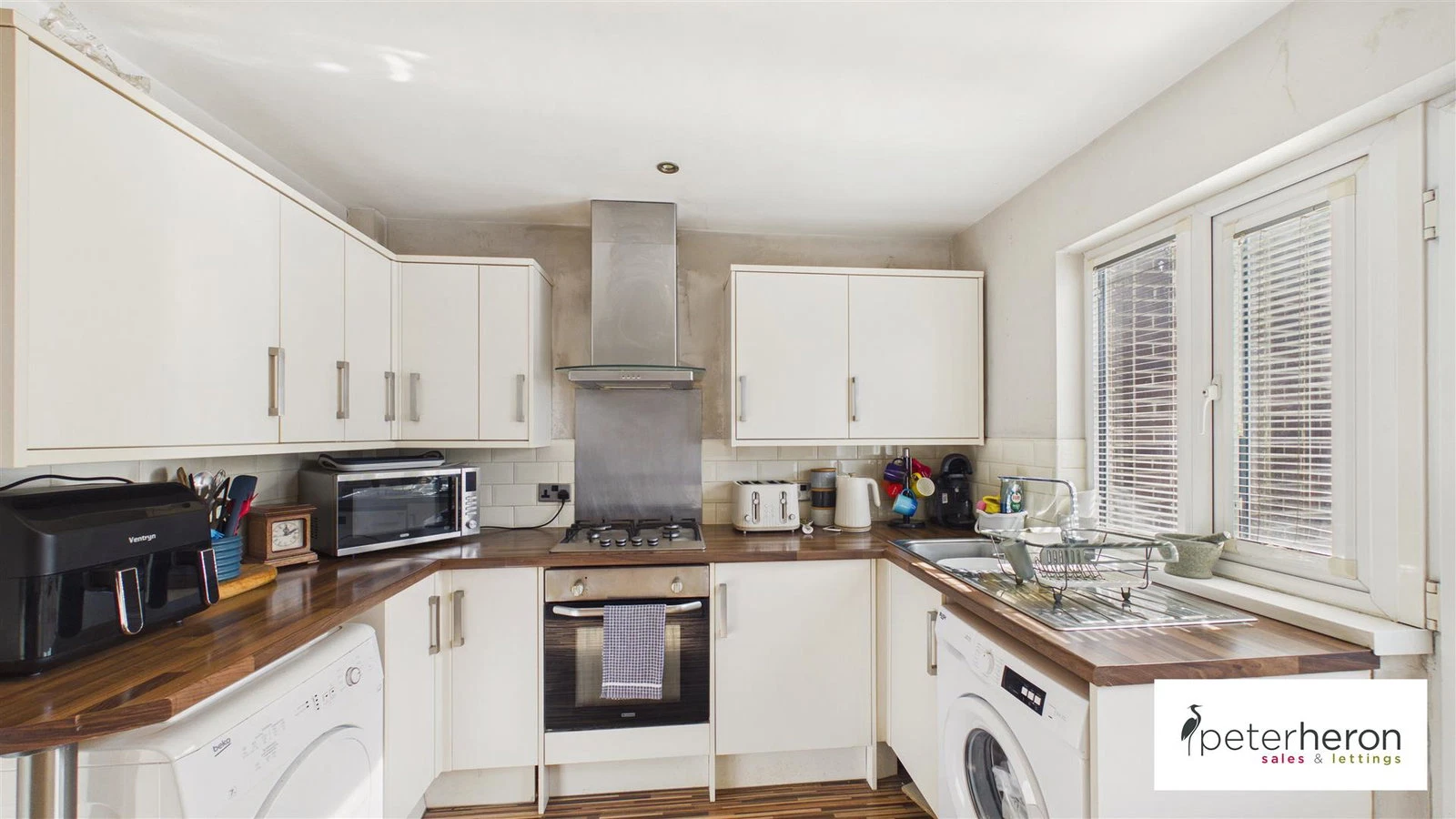Sunnybrow, Silksworth, Sunderland, Tyne and Wear, SR3 1DG - image 6