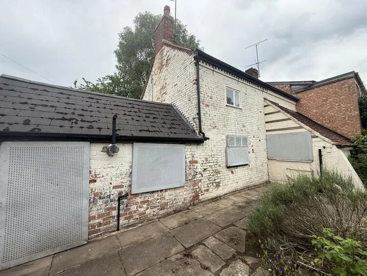 53 Parsons Road, Redditch, Worcestershire B98 7EE - image 1