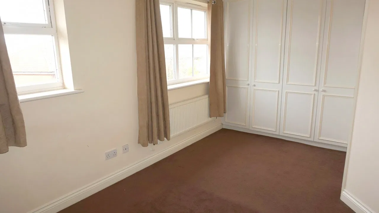 Ridge Close, Thamesmead, London, SE28 - image 4
