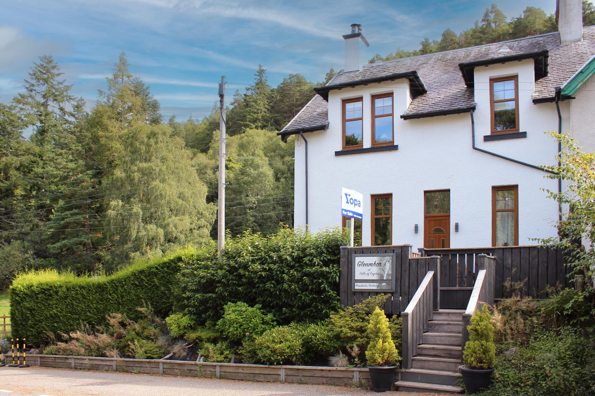 Foyers, Inverness, IV2 - image 1