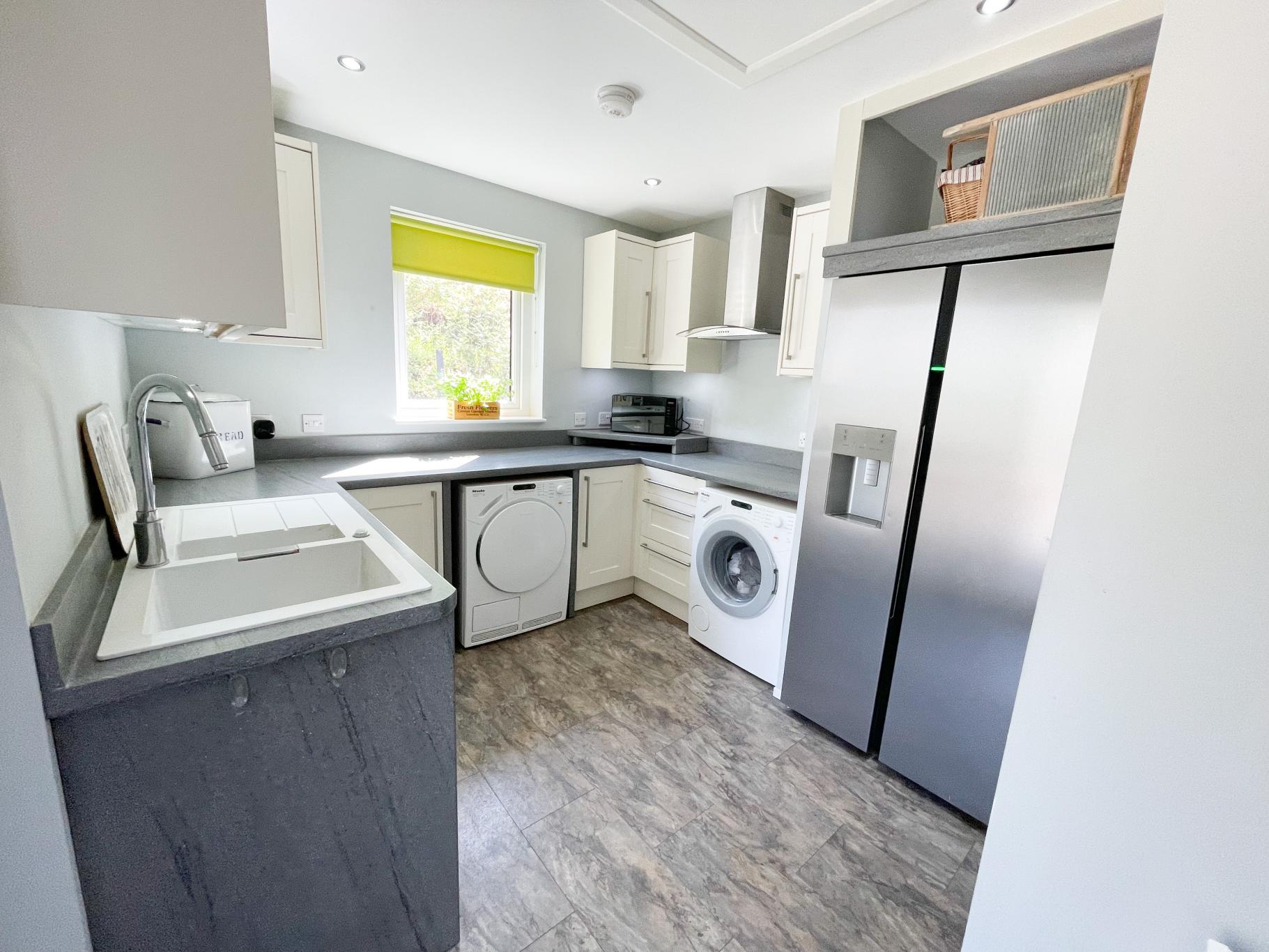 Foyers, Inverness, IV2 - image 12