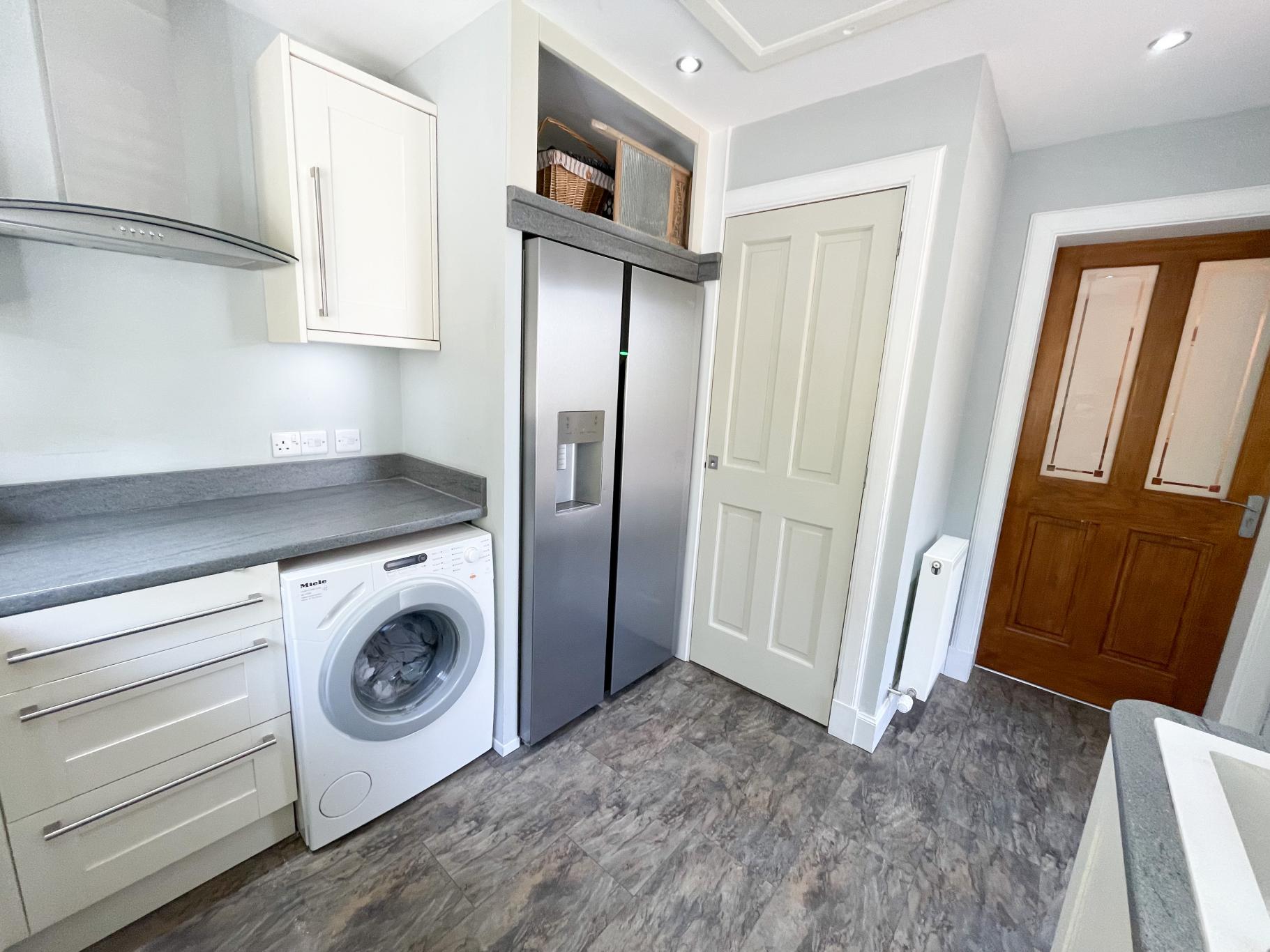 Foyers, Inverness, IV2 - image 13