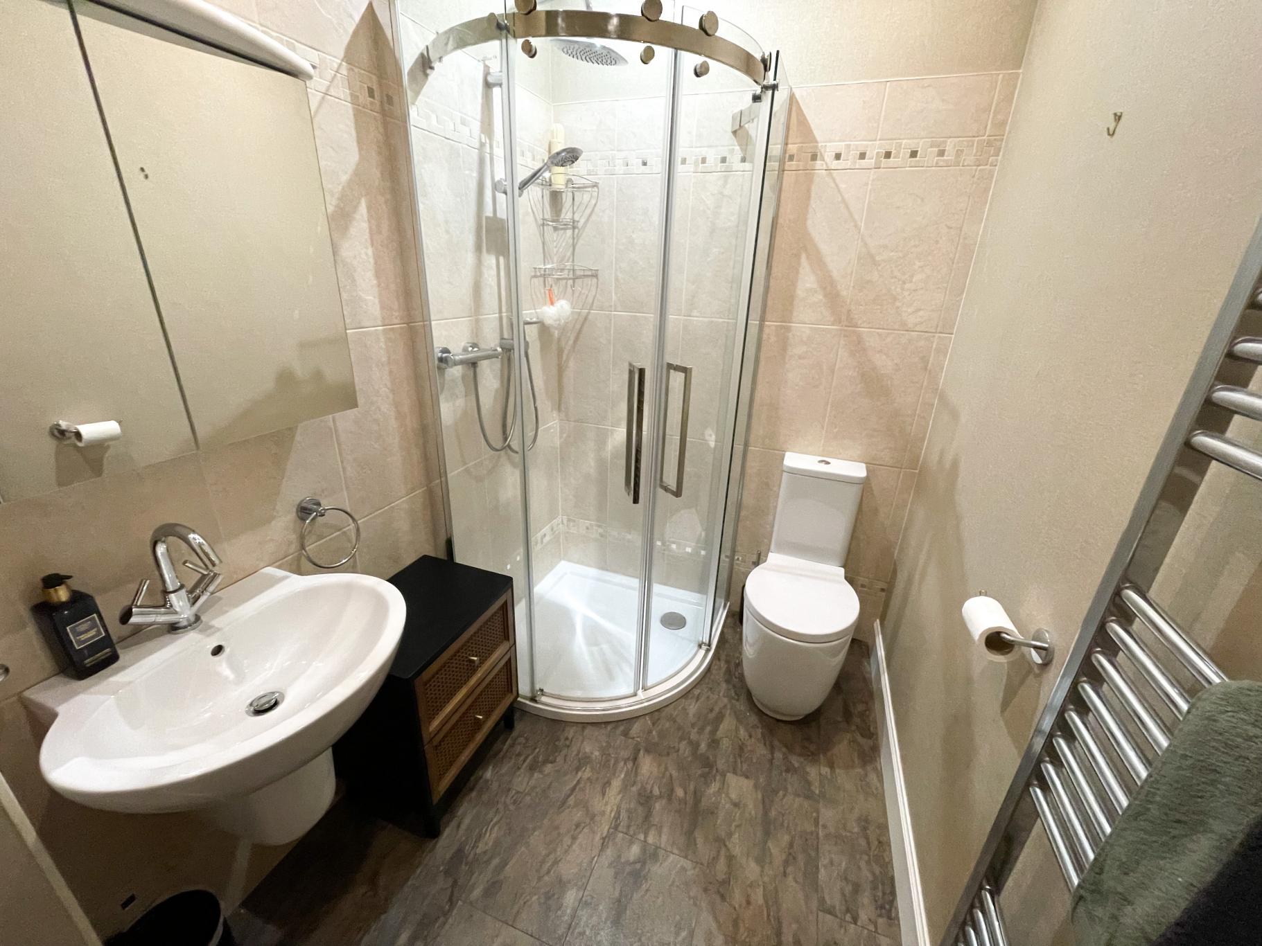 Foyers, Inverness, IV2 - image 15
