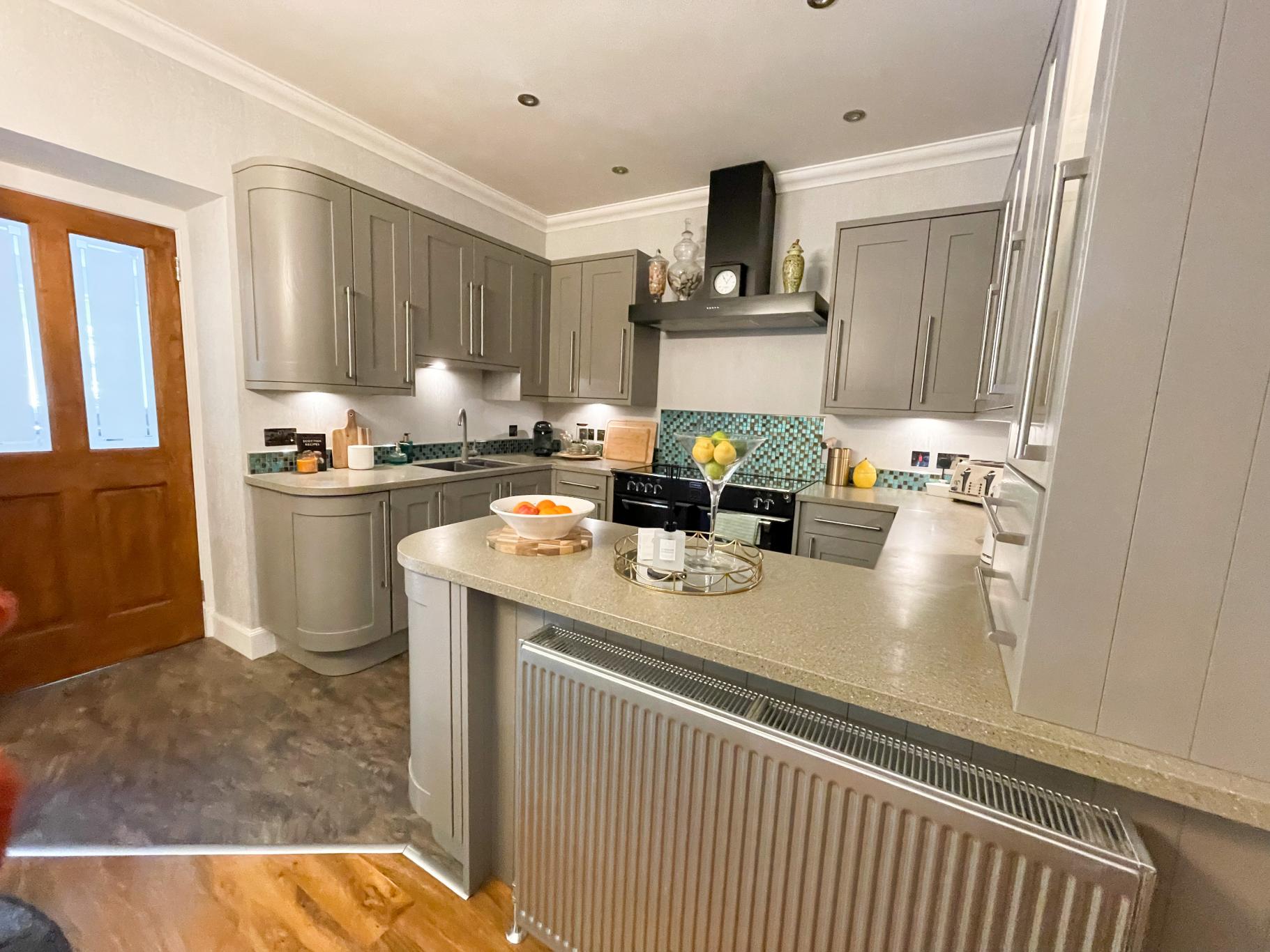 Foyers, Inverness, IV2 - image 9
