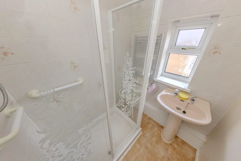 Lodge Road, Stoke-On-Trent, ST4 3 - image 78