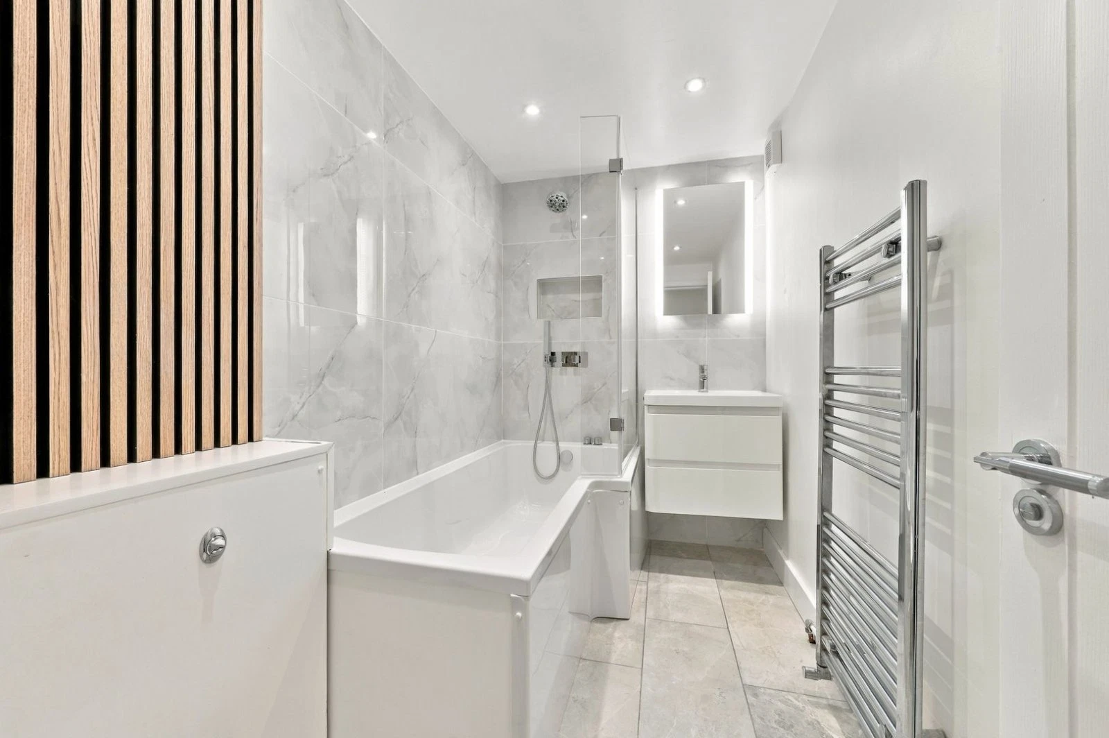 Earlsfield Road, London, SW18 - image 4