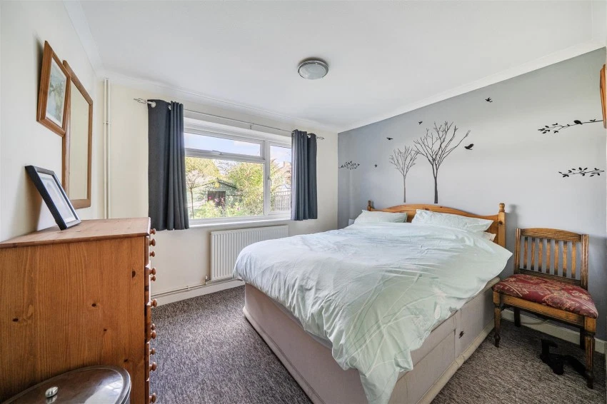 Tower Close, Emmer Green, Reading - image 14