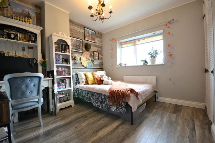 Bishops Road, Gaywood, King's Lynn, PE30 - image 17