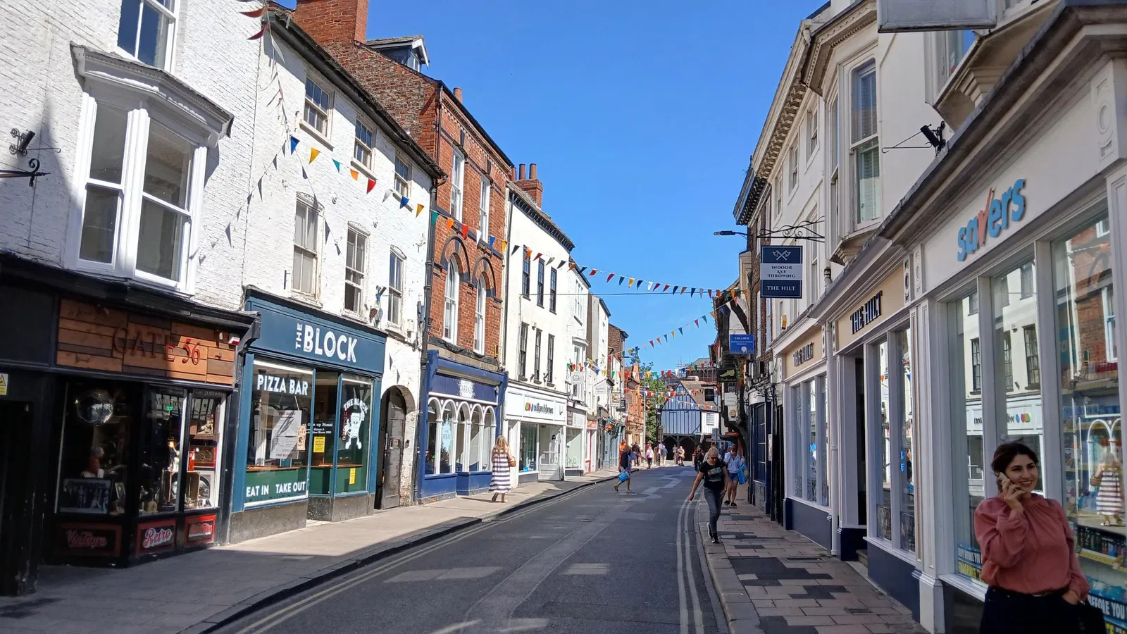 Lily Vine, 49 Goodramgate, York, YO1 7LS - image 4