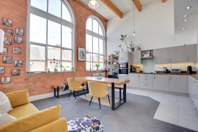 Wheatsheaf Court, Knighton Fields, Leicester