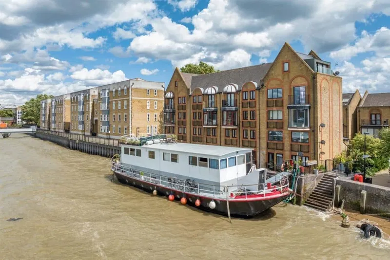 Rotherhithe Street, Rotherhithe, SE16 - image 2