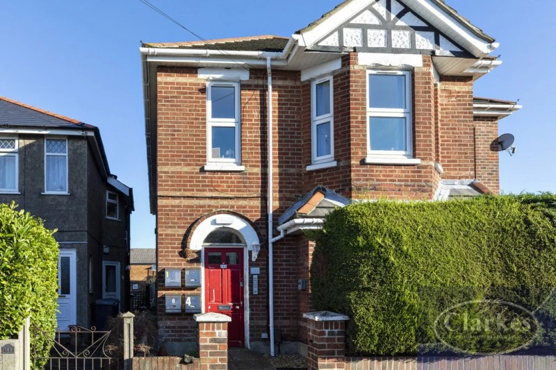 Oakwood House, 152, Malvern Road, Bournemouth, BH9 3DD - image 1