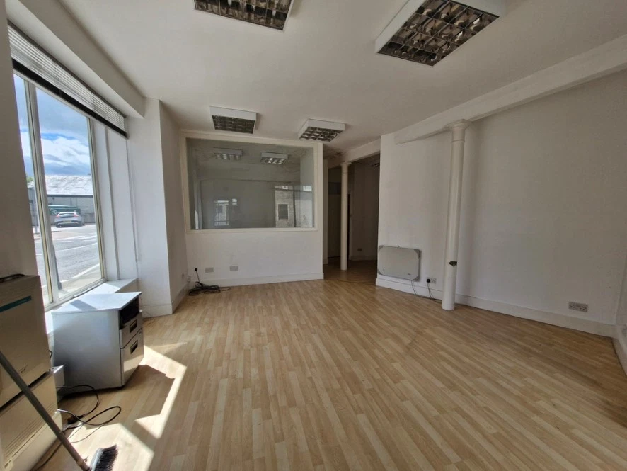 1 Holburn Road, Aberdeen, Aberdeen City AB10 6EY - image 3