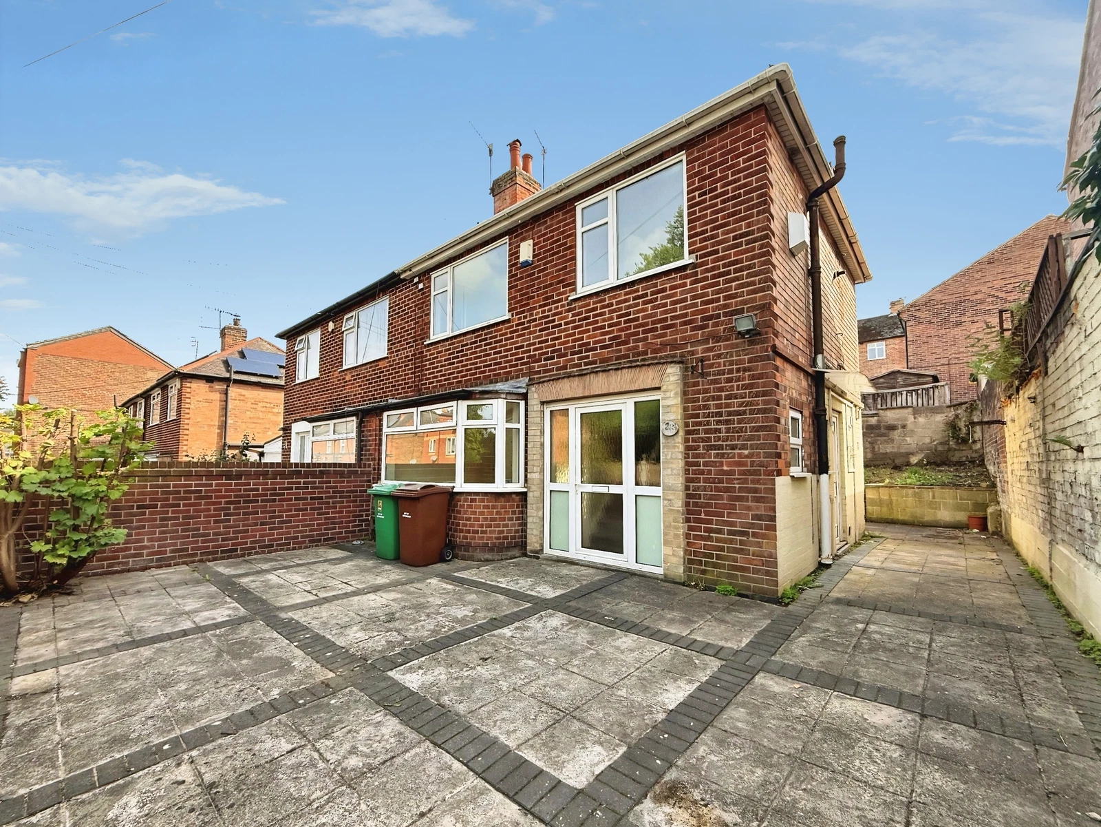28, Hood Street, Sherwood, Nottingham, NG5 4DL - image 1
