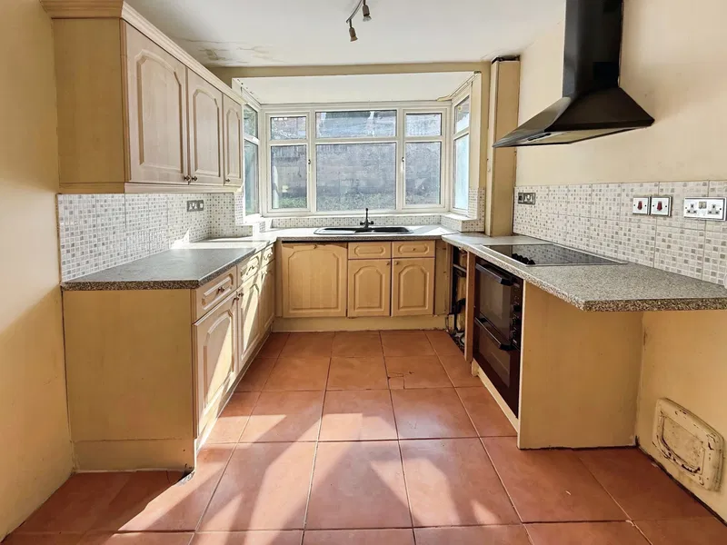 28, Hood Street, Sherwood, Nottingham, NG5 4DL - image 2